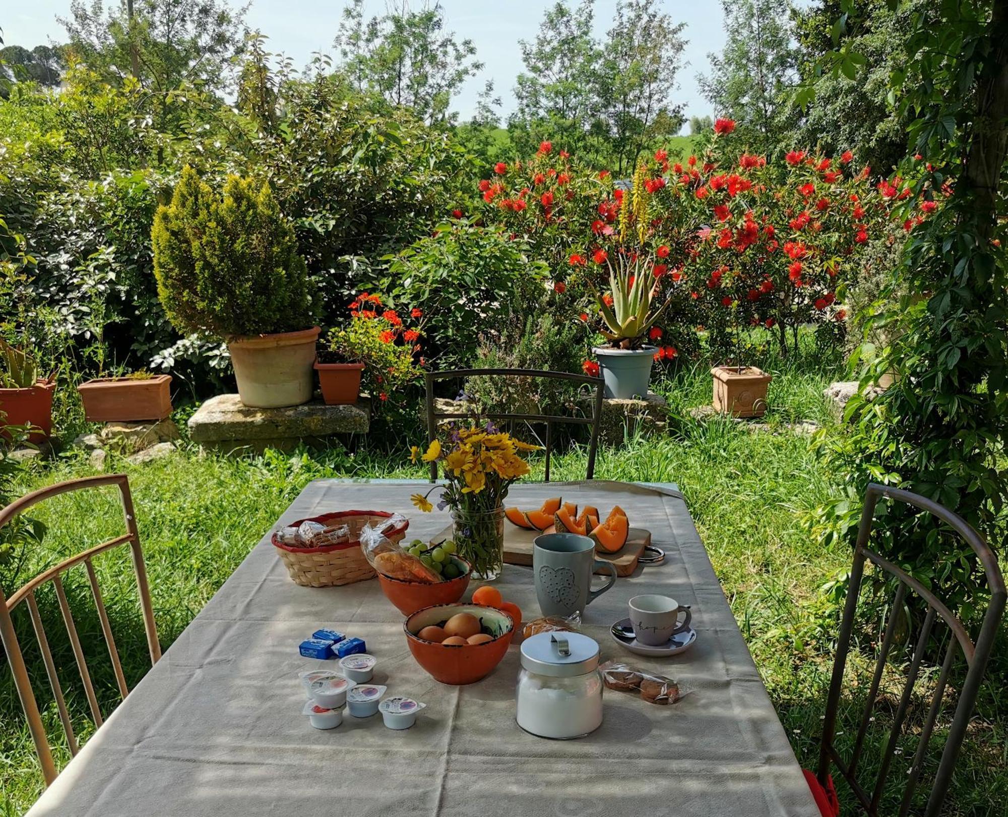 Poggio La Luna - La Casa Nel Vigneto Montemerano Exterior photo